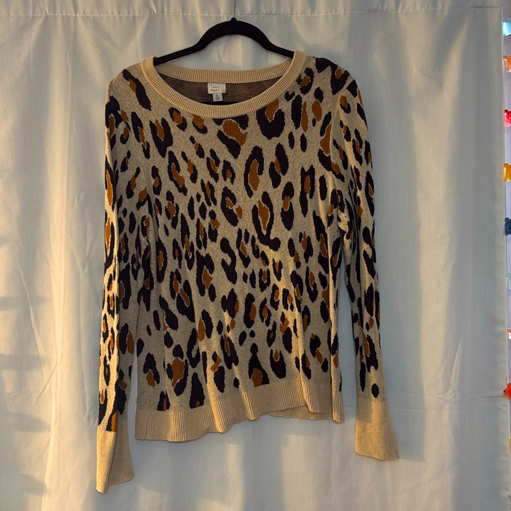 A New Day Leopard Print Crewneck Sweater XL |